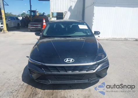 2024 Hyundai Elantra Sel from USA, damaged, VIN KMHLM4DG5RU805896